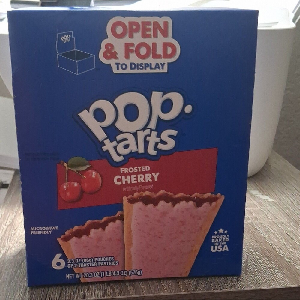 Pop-Tarts Frosted Cherry Toaster Pastries 6 Pouches (12 Pack) 576g